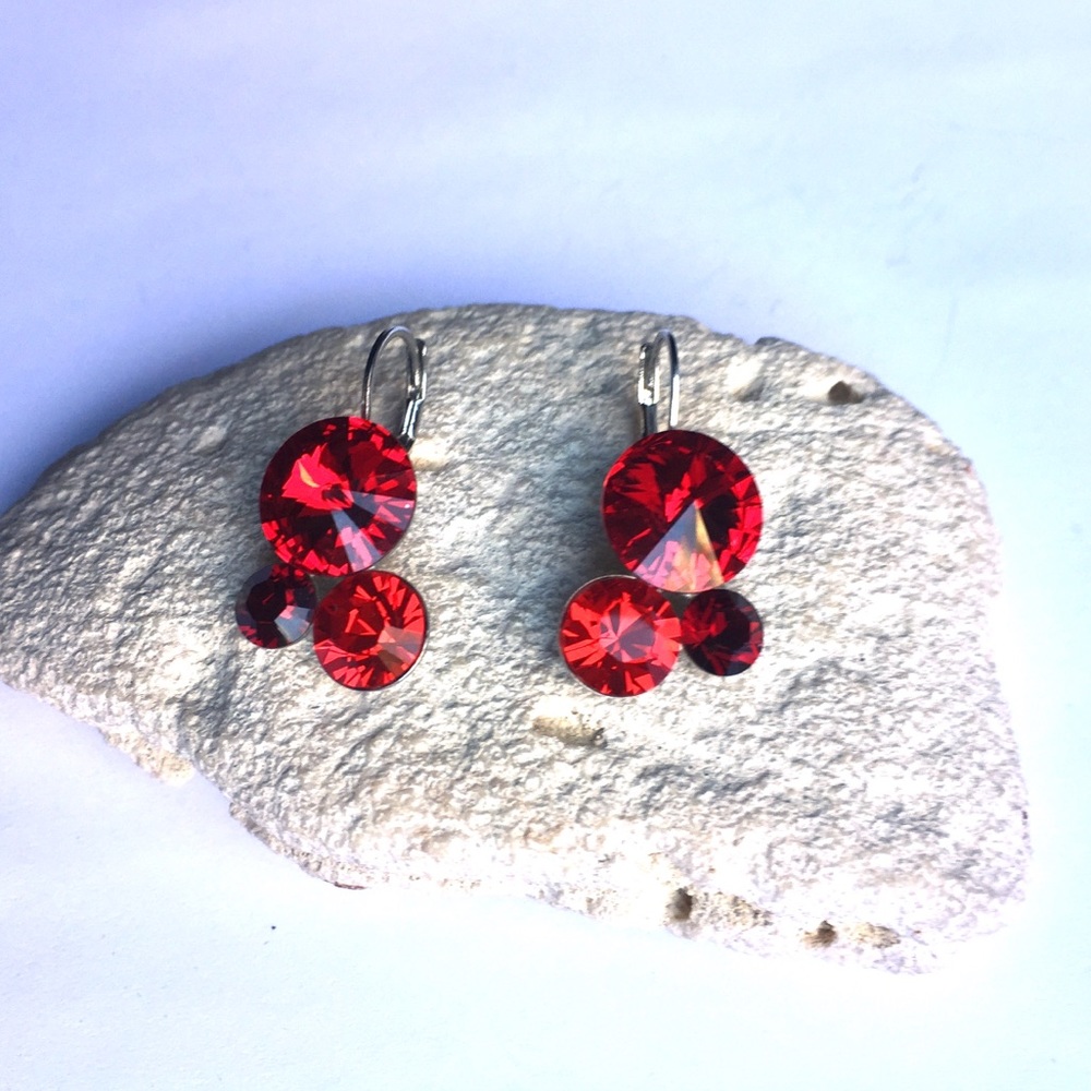 Rivoli Stone Cluster Lever Hook Valentine Earrings